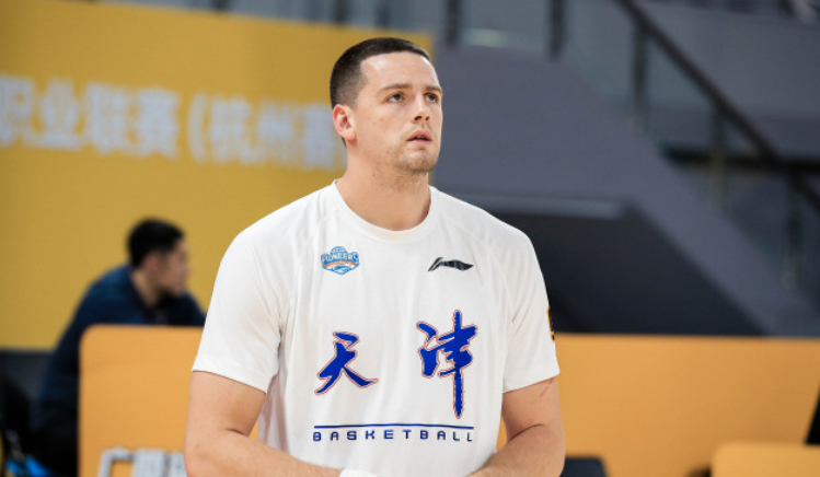 开云-不打了！正式退出CBA，再见了超级外援